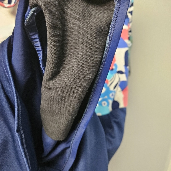 Catalina swimsuit one piece size 3x - Picture 4 of 7